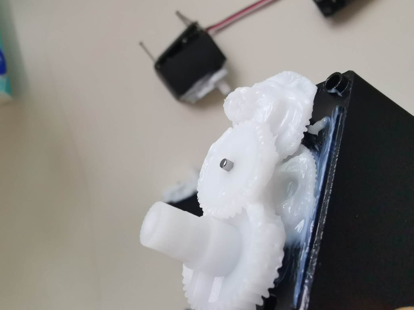 優(yōu)質(zhì)齒輪潤滑脂給電機等設(shè)備帶來哪些益處？